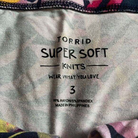 Torrid Super Soft Knits Top Multicolor Stretchy Womens Size 3X - Picture 5 of 7